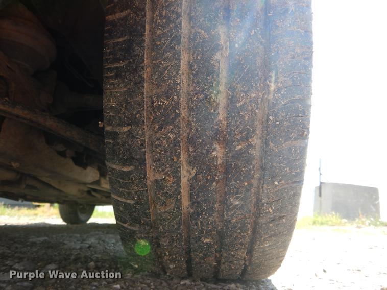 image for item DE8435 2007 Ford Taurus SE