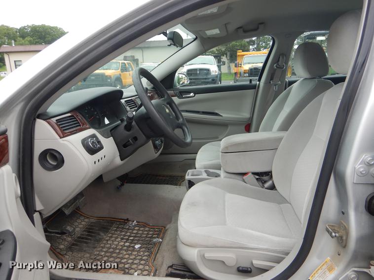 image for item DE8443 2009 Chevrolet Impala LS