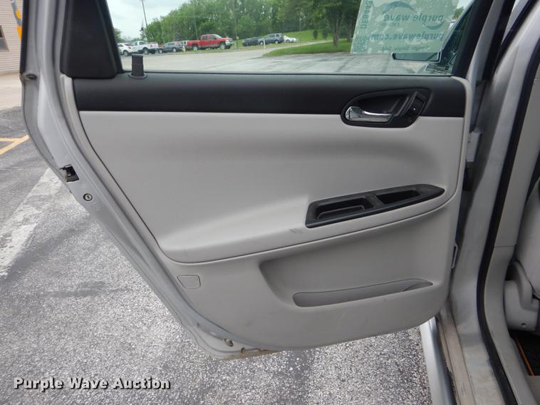 image for item DE8443 2009 Chevrolet Impala LS