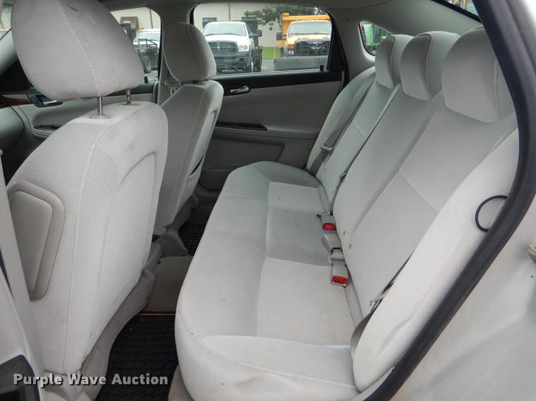 image for item DE8443 2009 Chevrolet Impala LS