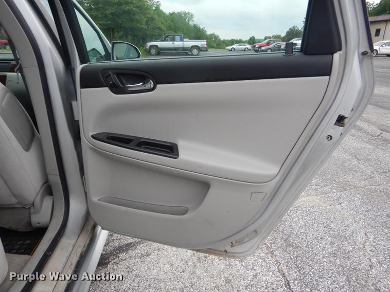 image for item DE8443 2009 Chevrolet Impala LS