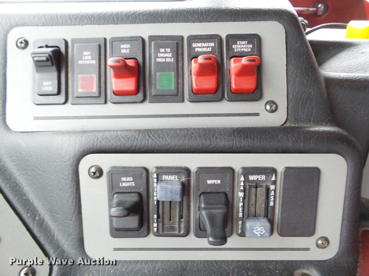 image for item DF0764 1999 Pierce aerial fire truck