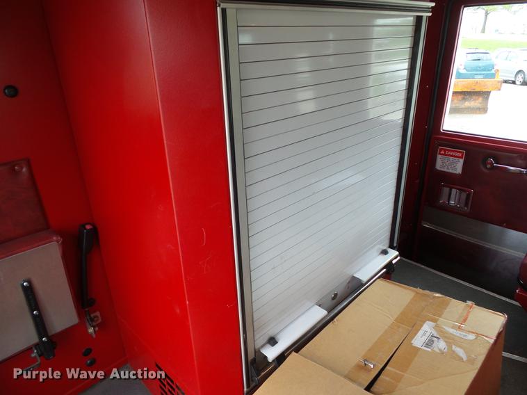 image for item DF0764 1999 Pierce aerial fire truck