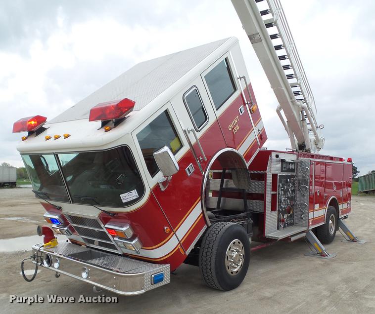 image for item DF0764 1999 Pierce aerial fire truck