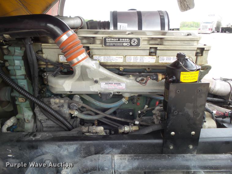 image for item DF0764 1999 Pierce aerial fire truck