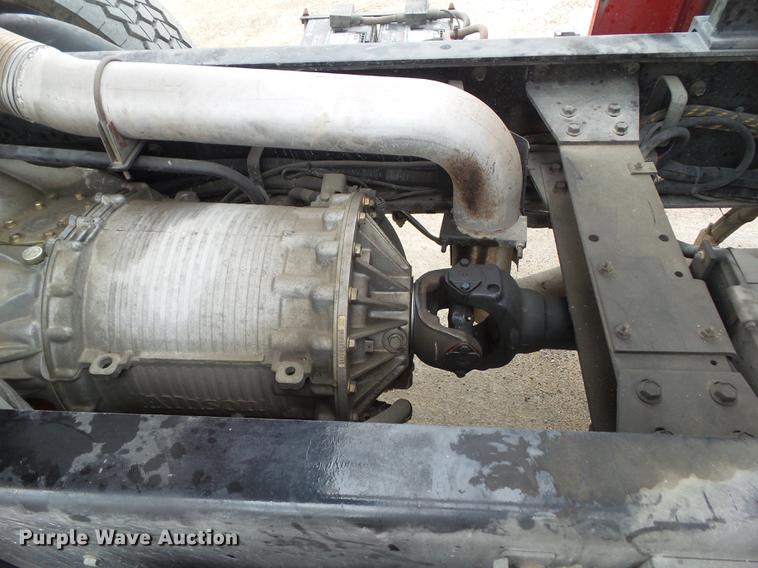 image for item DF0764 1999 Pierce aerial fire truck