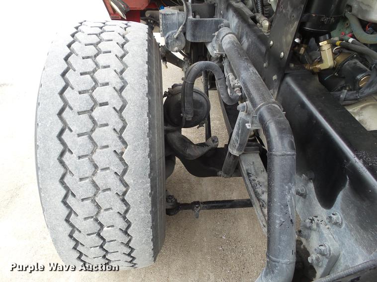 image for item DF0764 1999 Pierce aerial fire truck