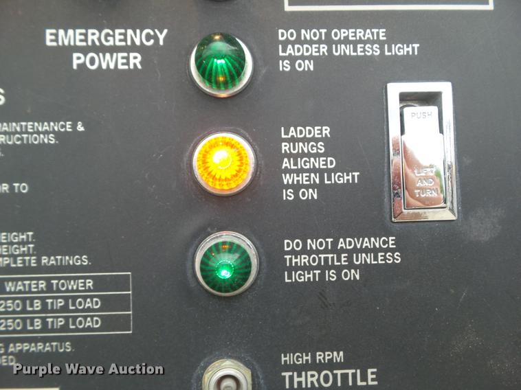 image for item DF0764 1999 Pierce aerial fire truck