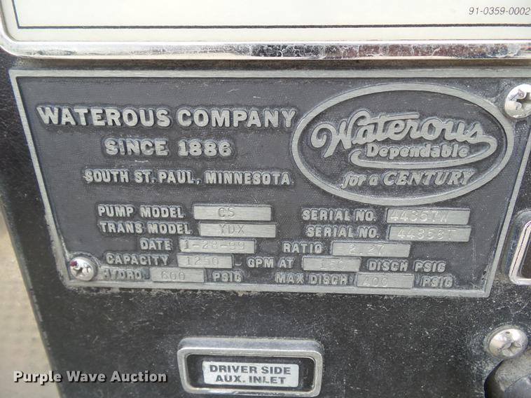 image for item DF0764 1999 Pierce aerial fire truck