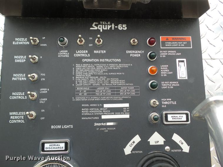 image for item DF0764 1999 Pierce aerial fire truck