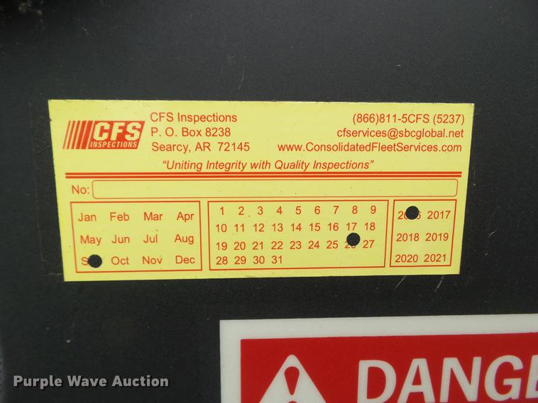 image for item DF0764 1999 Pierce aerial fire truck