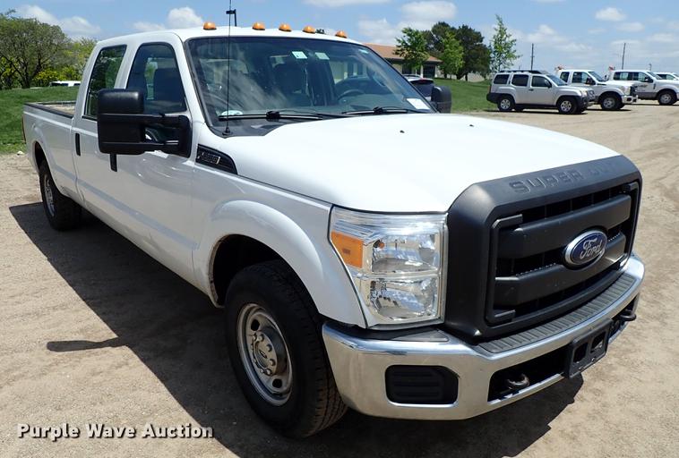 image for item DF1192 2013 Ford F350 Super Duty Crew Cab pickup truck