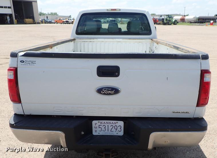 image for item DF1192 2013 Ford F350 Super Duty Crew Cab pickup truck
