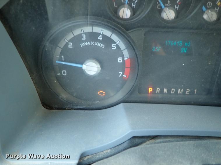 image for item DF1192 2013 Ford F350 Super Duty Crew Cab pickup truck