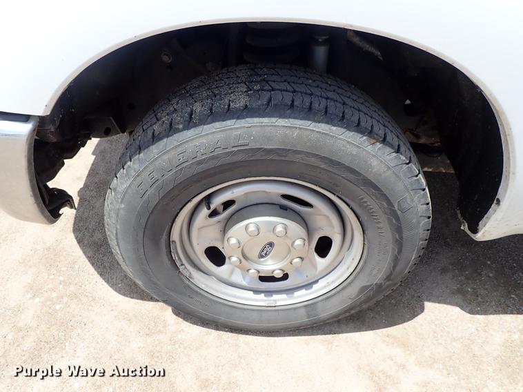 image for item DF1192 2013 Ford F350 Super Duty Crew Cab pickup truck