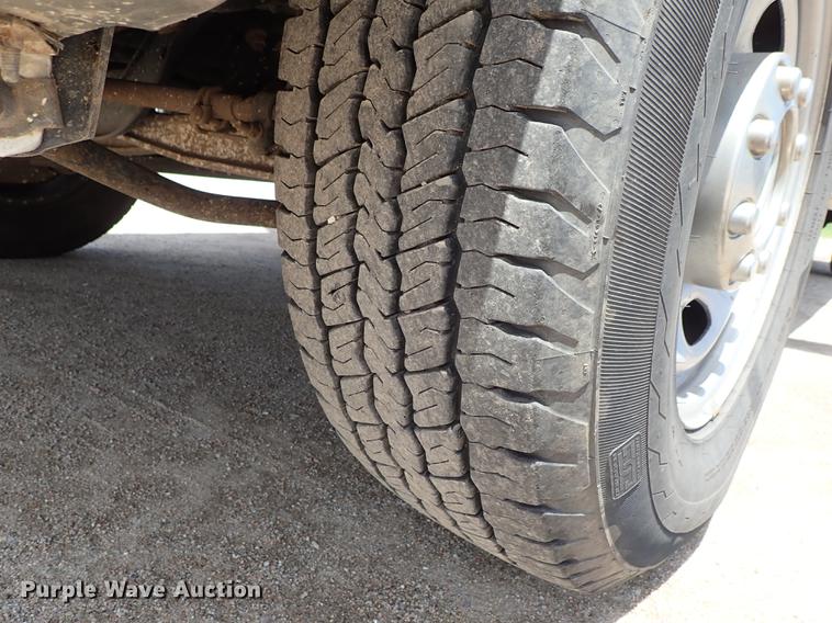 image for item DF1192 2013 Ford F350 Super Duty Crew Cab pickup truck