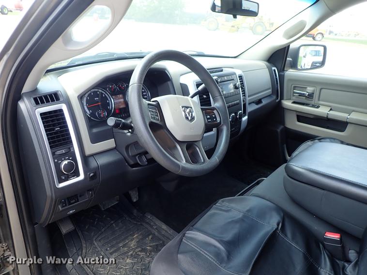 image for item DF1193 2012 Dodge Ram 1500 Crew Cab pickup truck