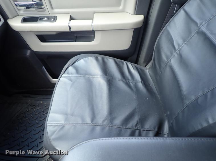 image for item DF1193 2012 Dodge Ram 1500 Crew Cab pickup truck