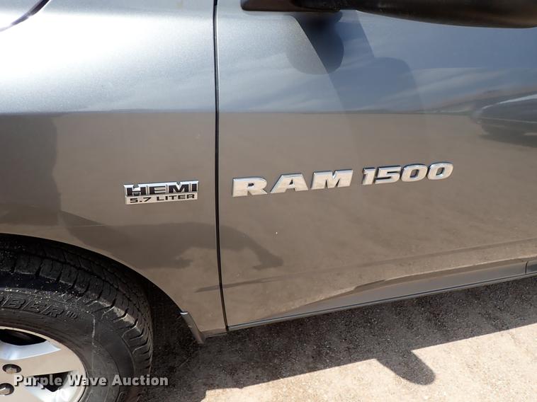 image for item DF1193 2012 Dodge Ram 1500 Crew Cab pickup truck