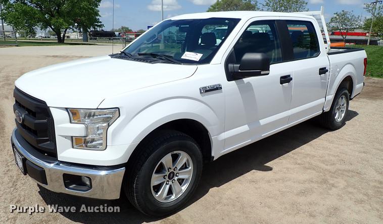 image for item DF1194 2015 Ford F150 SuperCrew pickup truck