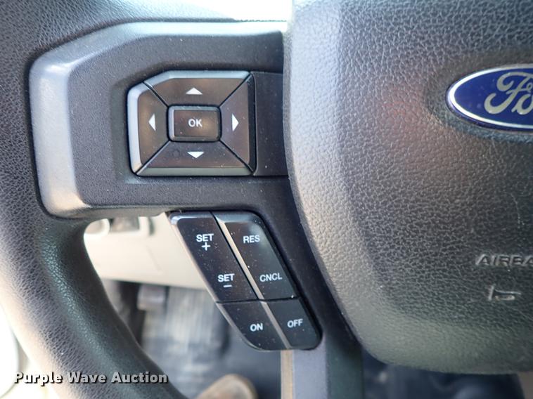 image for item DF1194 2015 Ford F150 SuperCrew pickup truck