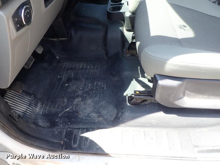 image for item DF1194 2015 Ford F150 SuperCrew pickup truck