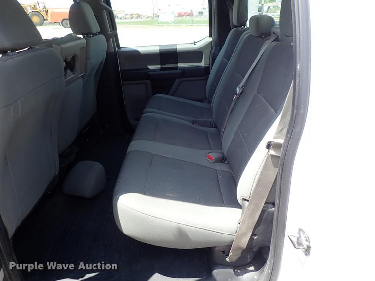 image for item DF1194 2015 Ford F150 SuperCrew pickup truck