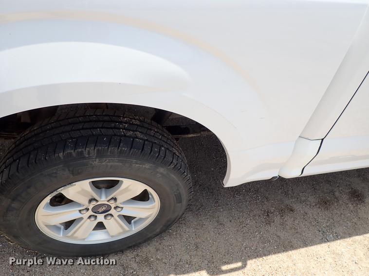 image for item DF1194 2015 Ford F150 SuperCrew pickup truck