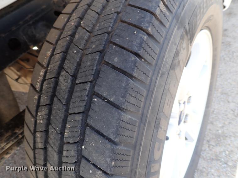 image for item DF1194 2015 Ford F150 SuperCrew pickup truck