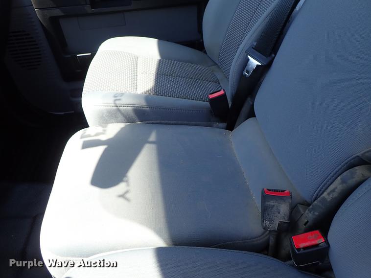 image for item DF1196 2016 Ford F250 Super Duty Crew Cab pickup truck