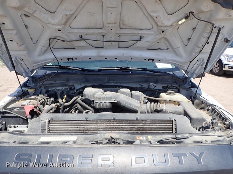 image for item DF1196 2016 Ford F250 Super Duty Crew Cab pickup truck