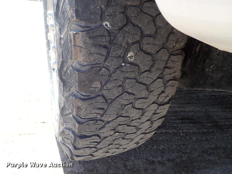 image for item DF1196 2016 Ford F250 Super Duty Crew Cab pickup truck