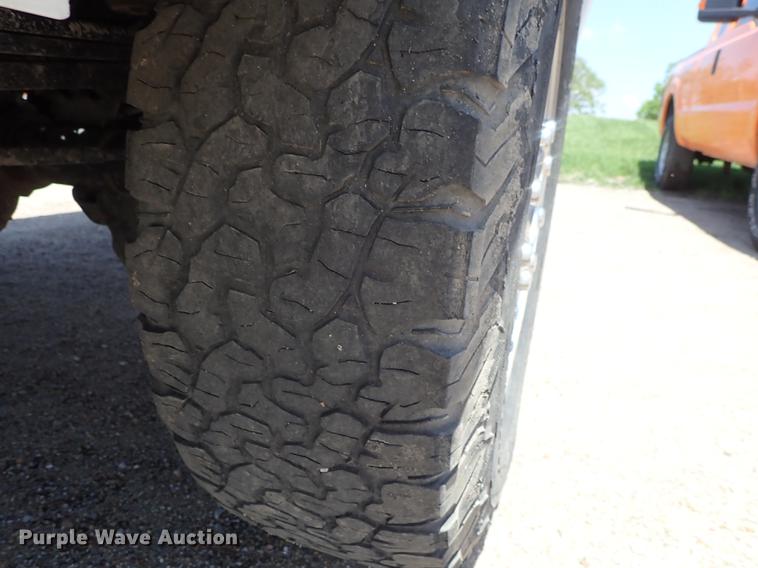 image for item DF1196 2016 Ford F250 Super Duty Crew Cab pickup truck