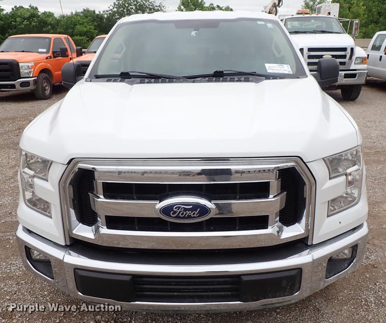 image for item DF1200 2016 Ford F150 SuperCrew pickup truck
