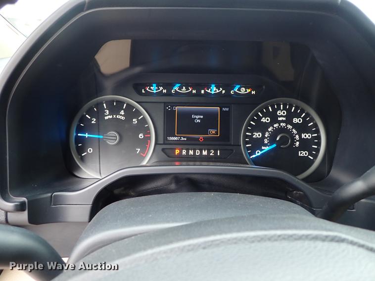 image for item DF1200 2016 Ford F150 SuperCrew pickup truck