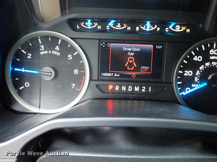 image for item DF1200 2016 Ford F150 SuperCrew pickup truck