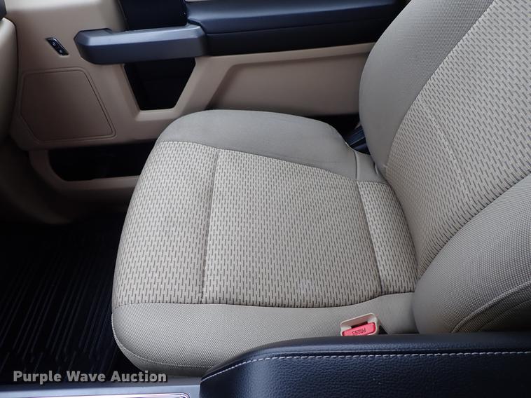 image for item DF1200 2016 Ford F150 SuperCrew pickup truck