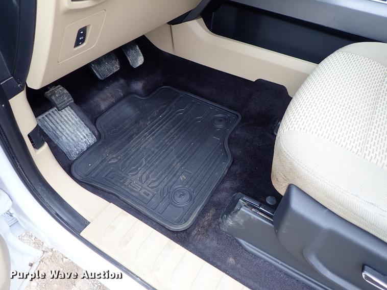 image for item DF1200 2016 Ford F150 SuperCrew pickup truck