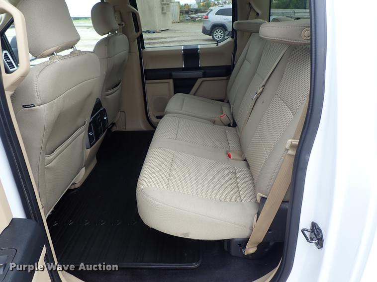 image for item DF1200 2016 Ford F150 SuperCrew pickup truck