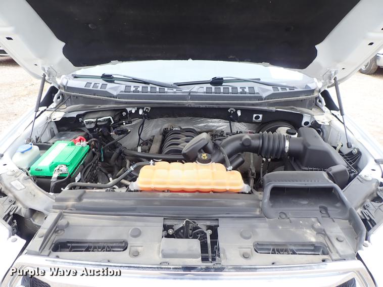 image for item DF1200 2016 Ford F150 SuperCrew pickup truck