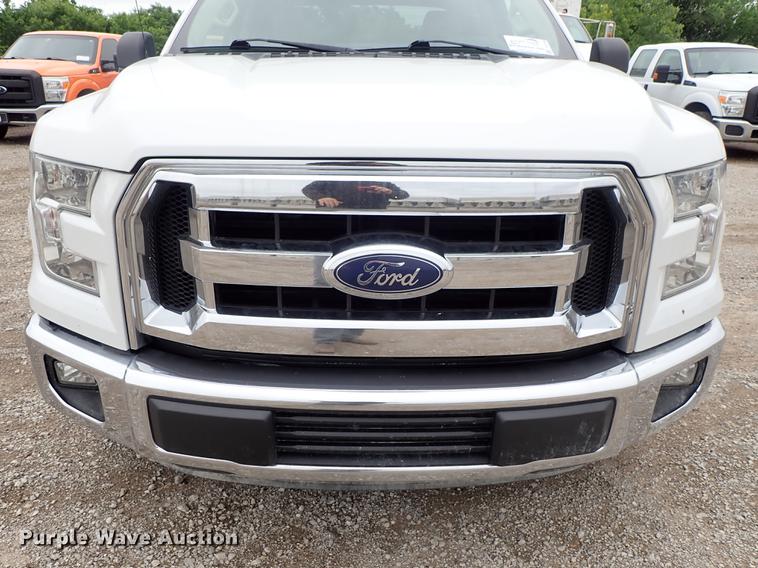 image for item DF1200 2016 Ford F150 SuperCrew pickup truck