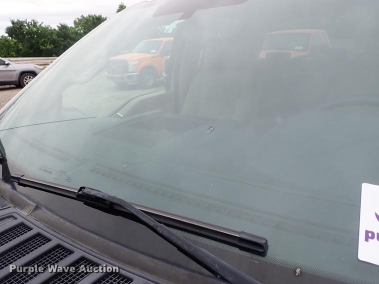 image for item DF1200 2016 Ford F150 SuperCrew pickup truck