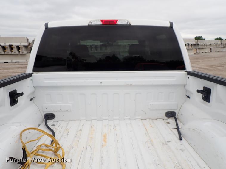 image for item DF1200 2016 Ford F150 SuperCrew pickup truck