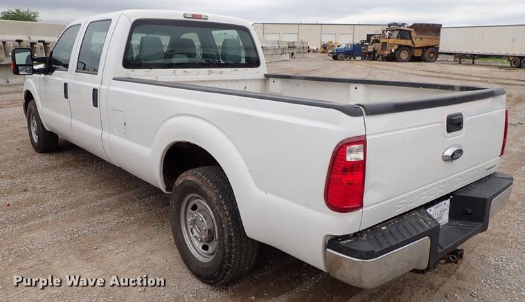 image for item DF1201 2015 Ford F250 Super Duty Crew Cab pickup truck