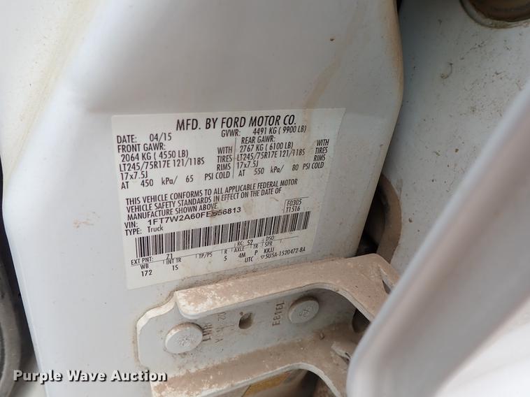 image for item DF1201 2015 Ford F250 Super Duty Crew Cab pickup truck