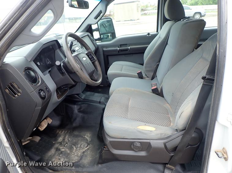 image for item DF1201 2015 Ford F250 Super Duty Crew Cab pickup truck