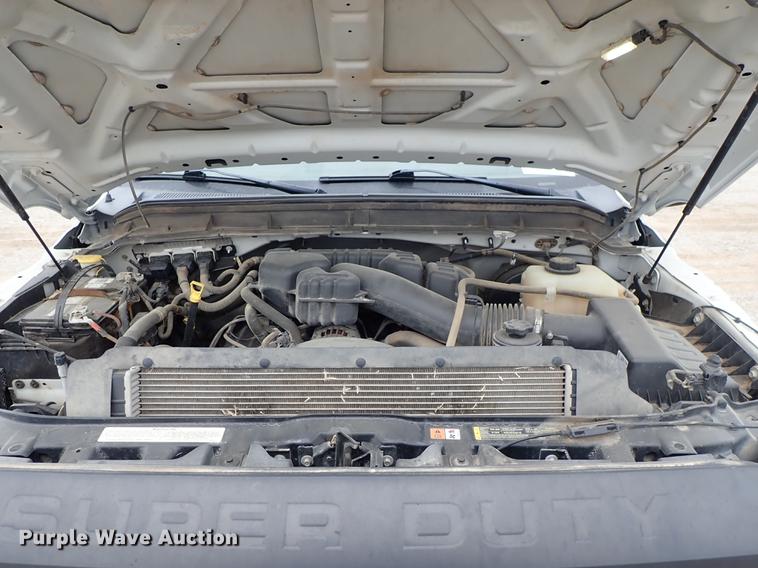 image for item DF1201 2015 Ford F250 Super Duty Crew Cab pickup truck