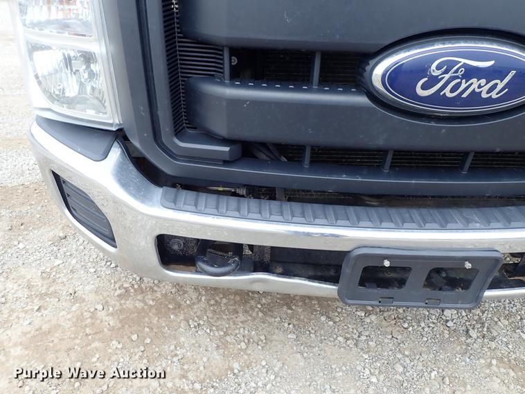 image for item DF1201 2015 Ford F250 Super Duty Crew Cab pickup truck