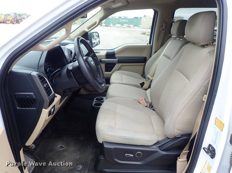 image for item DF1208 2015 Ford F150 SuperCrew pickup truck