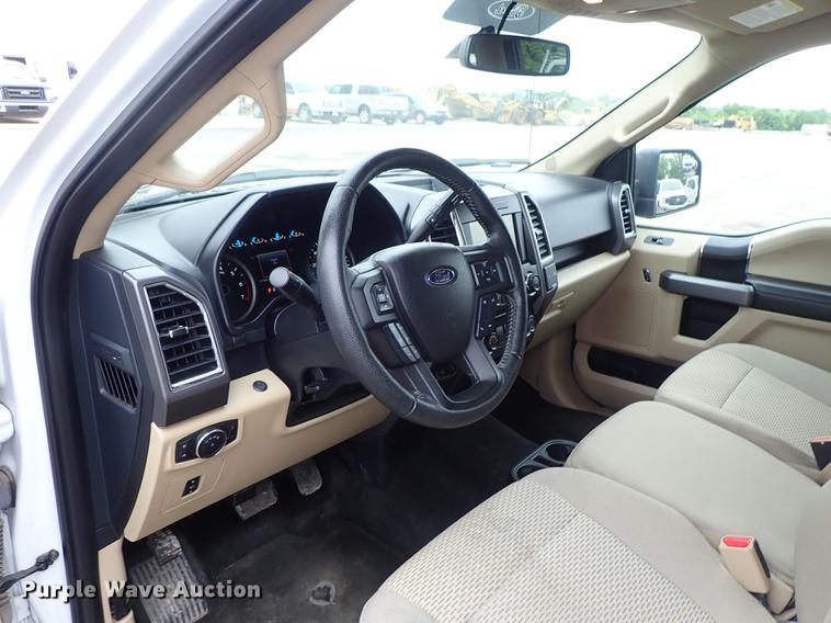 image for item DF1208 2015 Ford F150 SuperCrew pickup truck